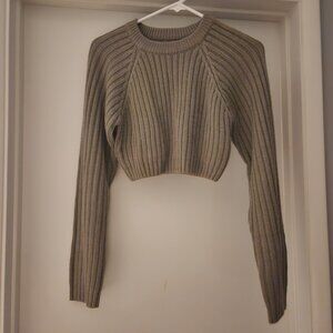 Light gray cropped sweater